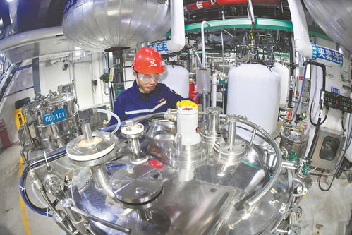 宜城造药品加速出海 海兰特医药化工设备引领产业升级